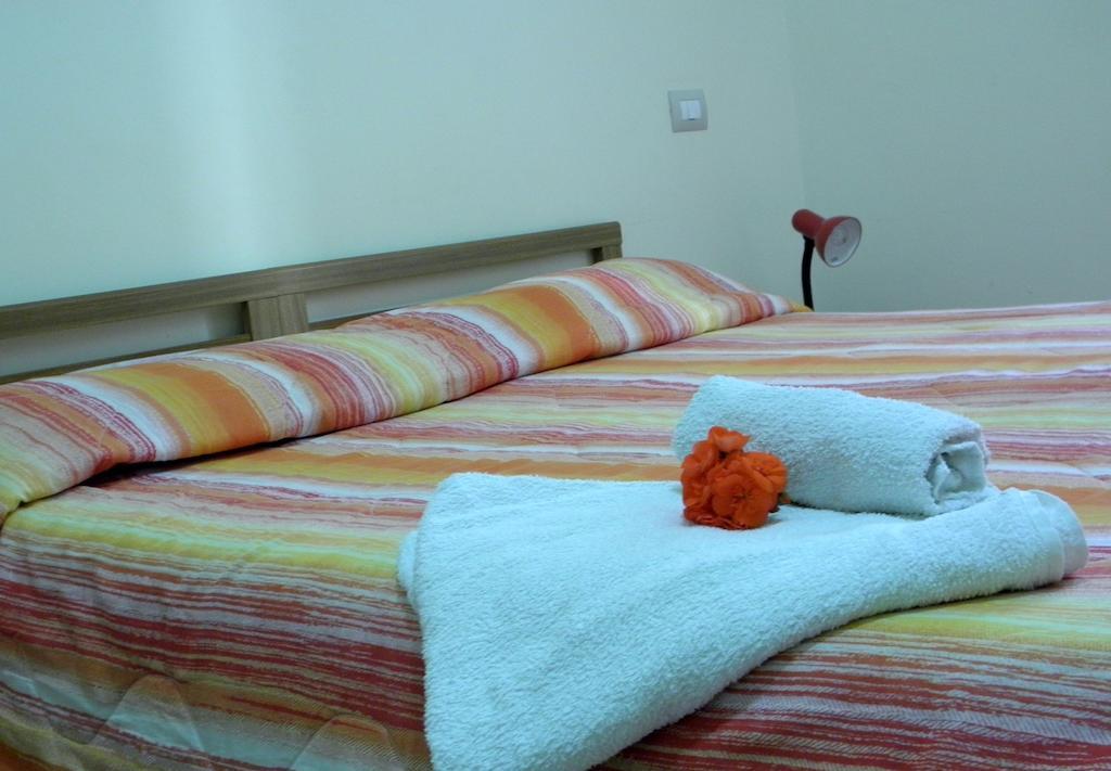 Albergo La Perla Кальярі Номер фото